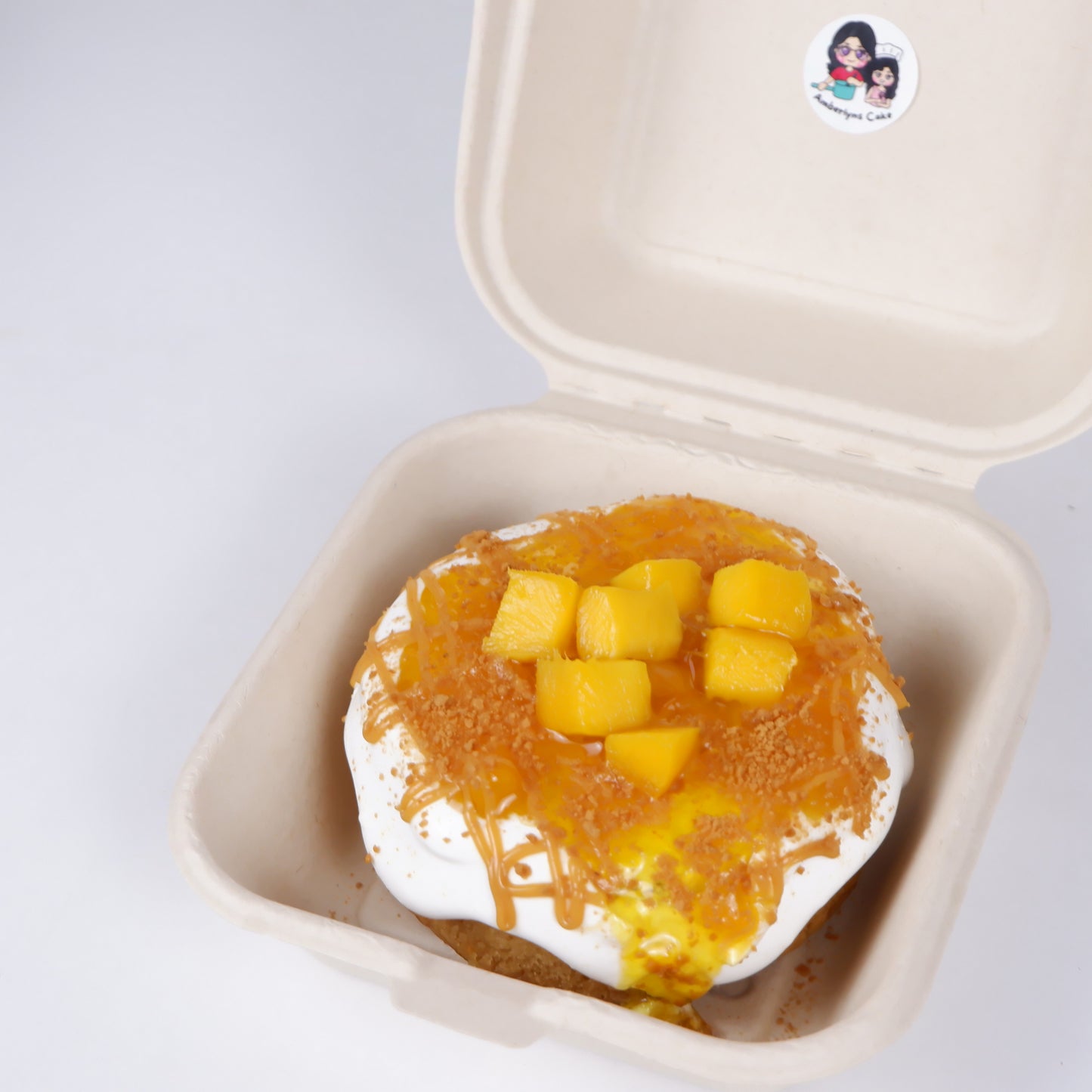 Mango Graham Vanilla Cake