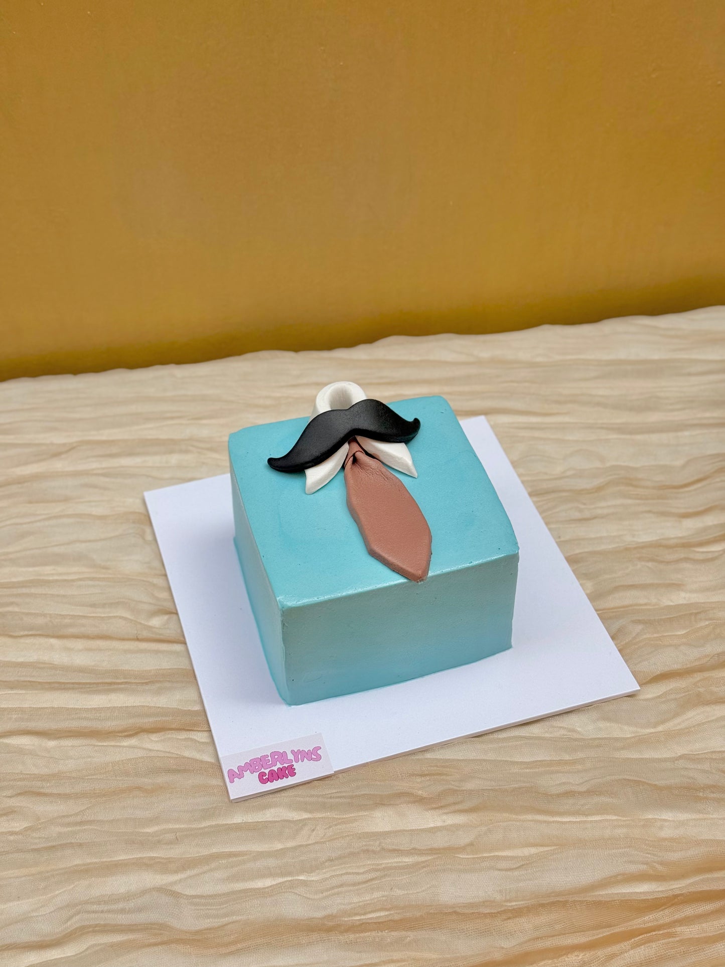 Dad Necktie Cake